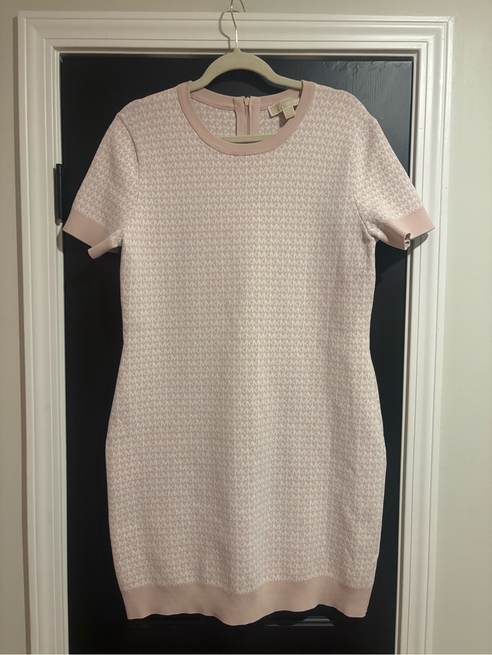 MICHAEL Michael Kors Light Pink Short Sleeve Knit Shift Dress